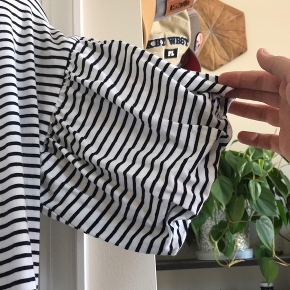 Black and white stripped blouse - Picture 2 of 3